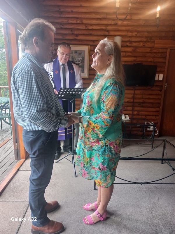 Wedding ceremony by Dr. Gerrit Rademeyer in Bedfordview